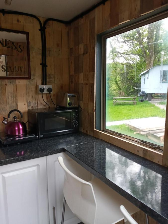 Orchard Meadow Shepherd Huts Leek-Buxton-Ashbourne Upper Elkstone Exterior foto